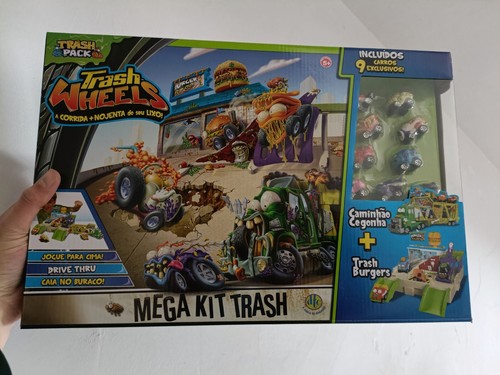 The trash pack burger - trash, out